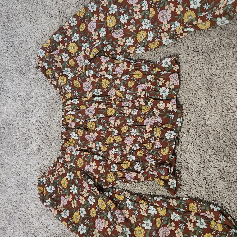 Hollister floral long sleeve blouse size small
